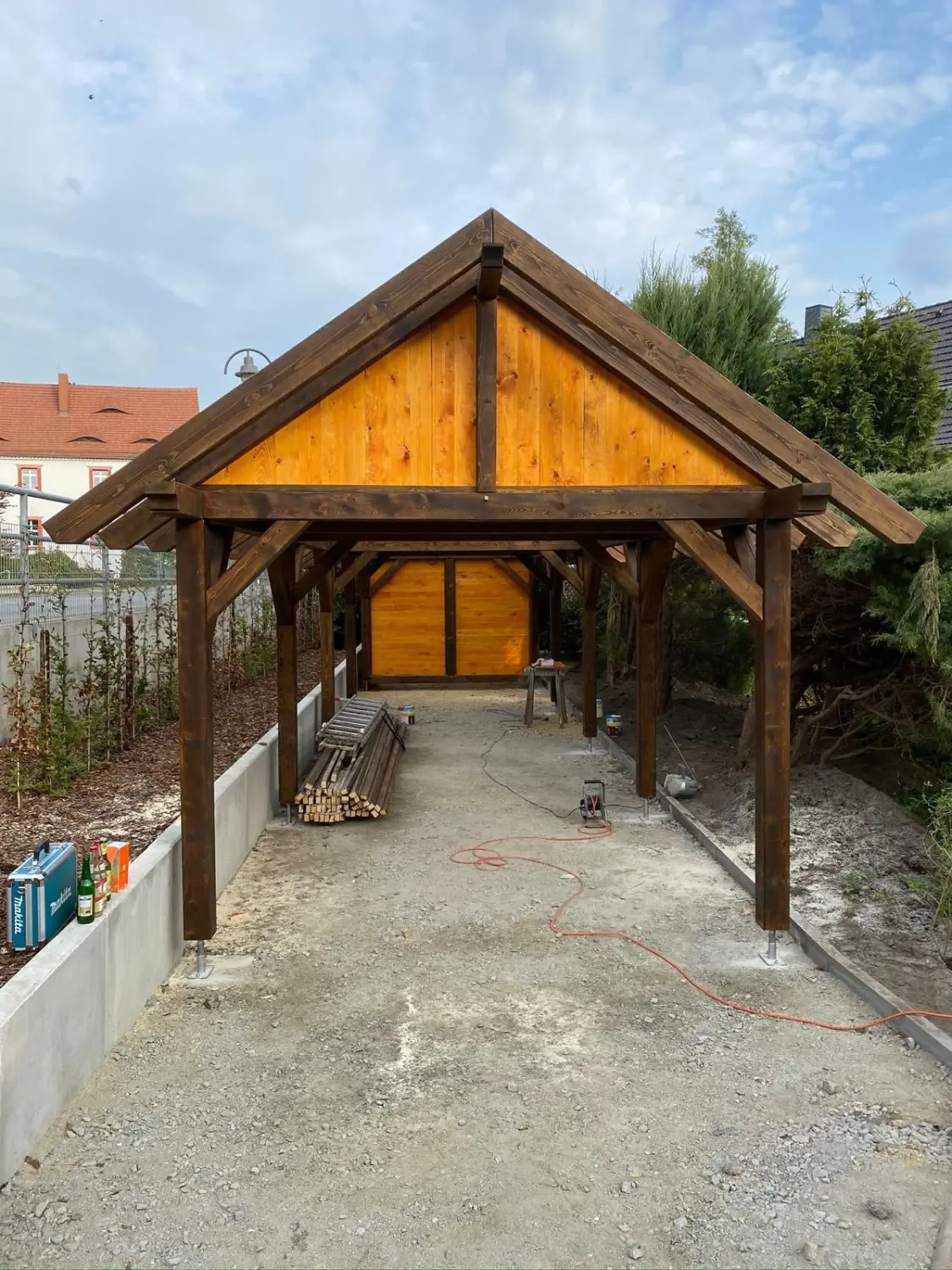 Zimmererarbeiten von Holz Biele